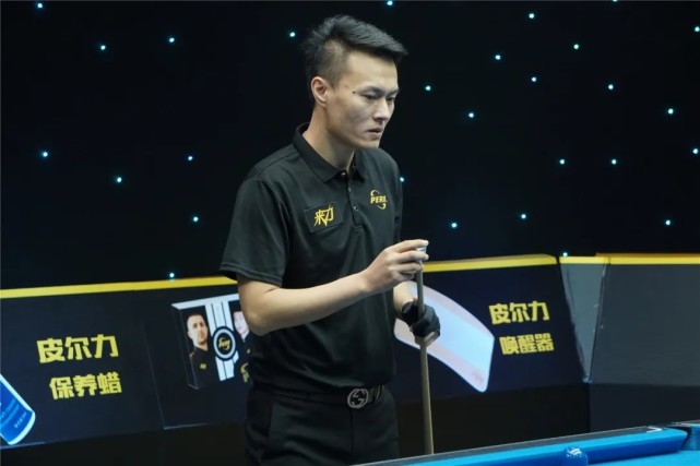 显得信心不 显得信心不