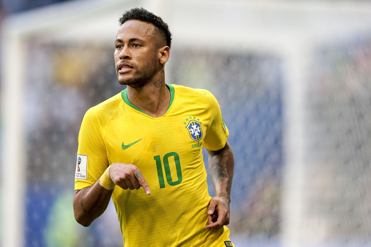 相比其他球 相比其他球